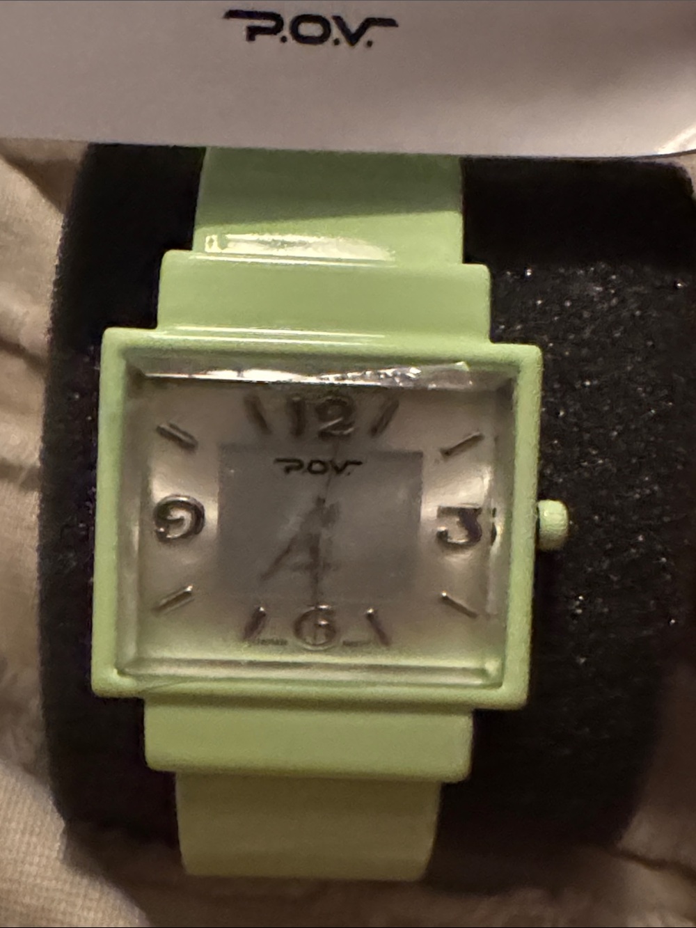 POV NWT Mint Green Women’s Fashion Watch plastic on watch crystal